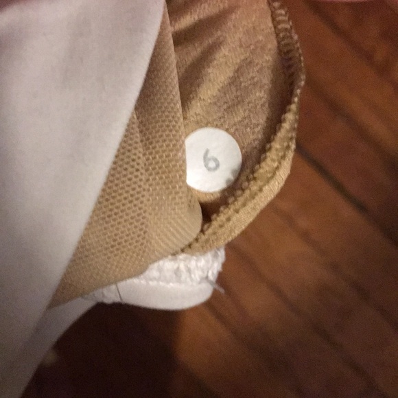 BNWOT White Lululemon Free to Be Sports Bra - Picture 3 of 3